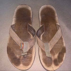 Men’s Rainbows Size Large (9.5-10.5)